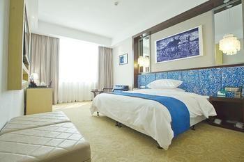 Miaozu Buyi Hotel Fenghuang Dış mekan fotoğraf