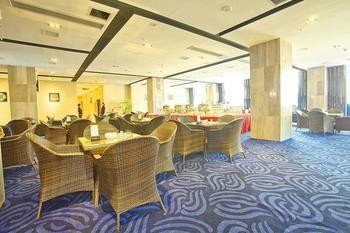 Miaozu Buyi Hotel Fenghuang Dış mekan fotoğraf